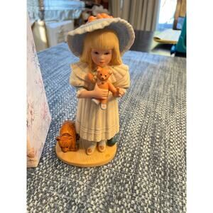 Jan Hagara Collectibles Shelley S20605